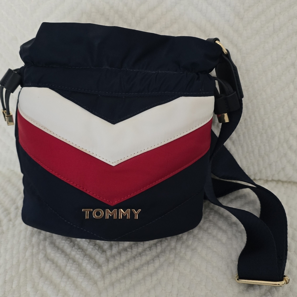 Tommy Hilfiger Chevron Crossbody Bag in Navy, Red, and White
